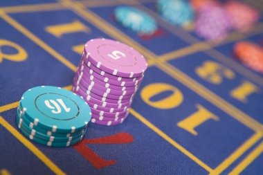 cod4d mobile platform showing sports, slots, and live dealer game options